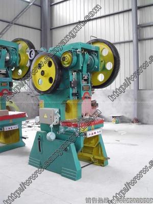 安徽巨星集團三洋機床廠 供應16t、25t、40t普通沖床，價格實惠，圖片展示